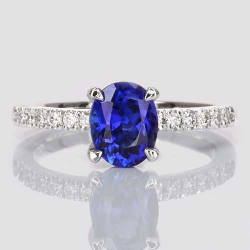 oval-tanzanite-and-diamond-ring-lstr522